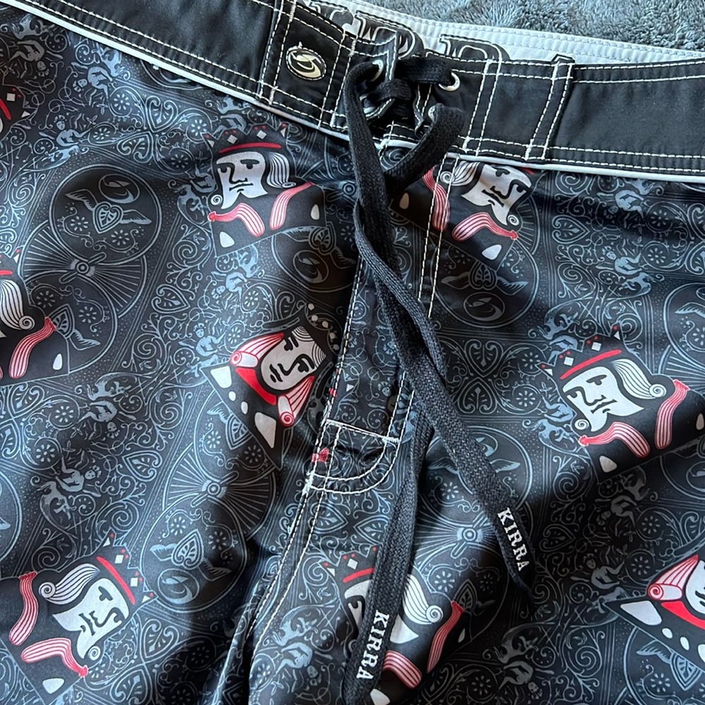 Kirra Men’s Boardshorts - Size 34 - Kings and Queens - Black with gray and red